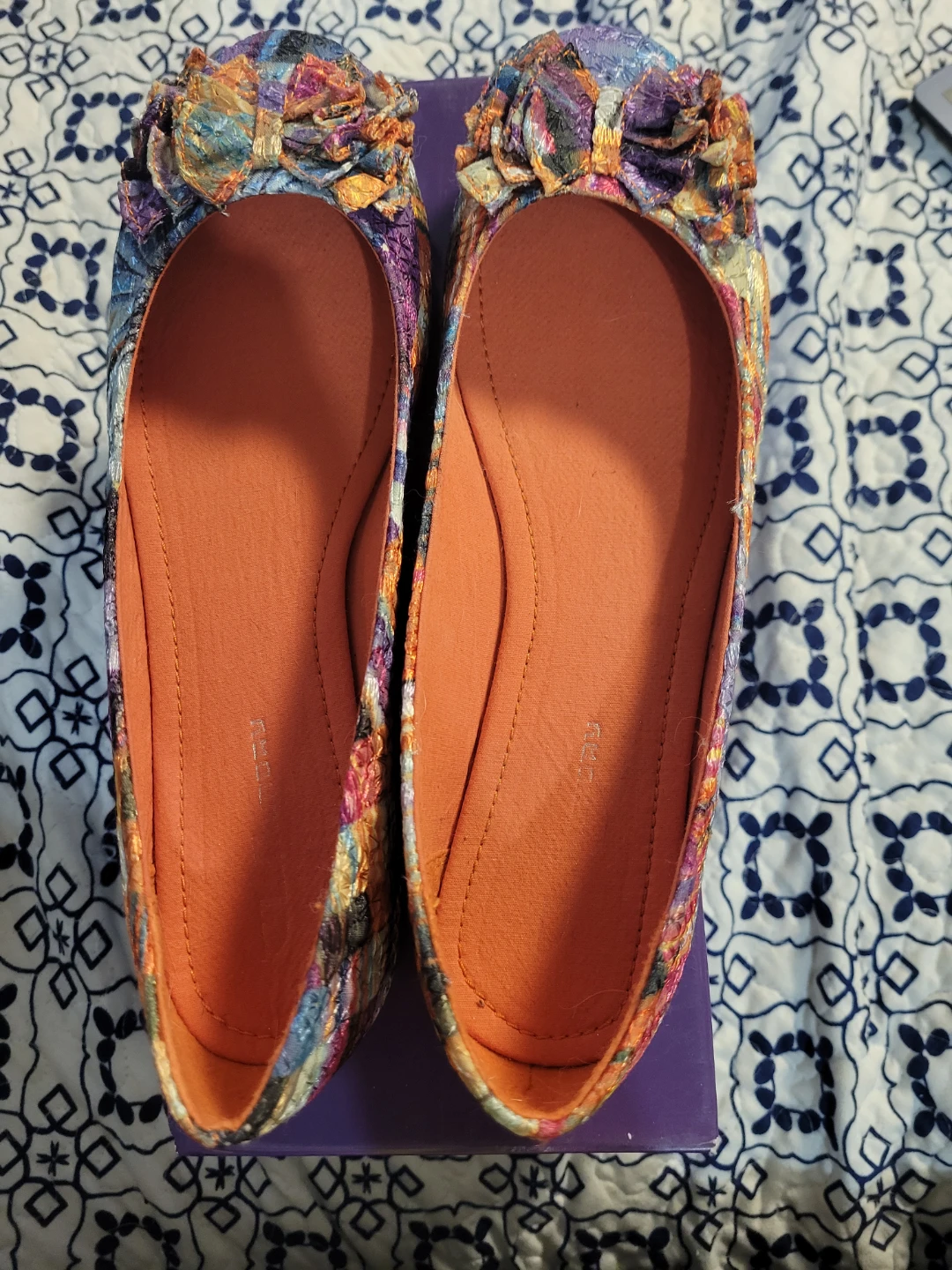 CL BY LAUNDRY Women's Multicolor Floral Ballet Flats