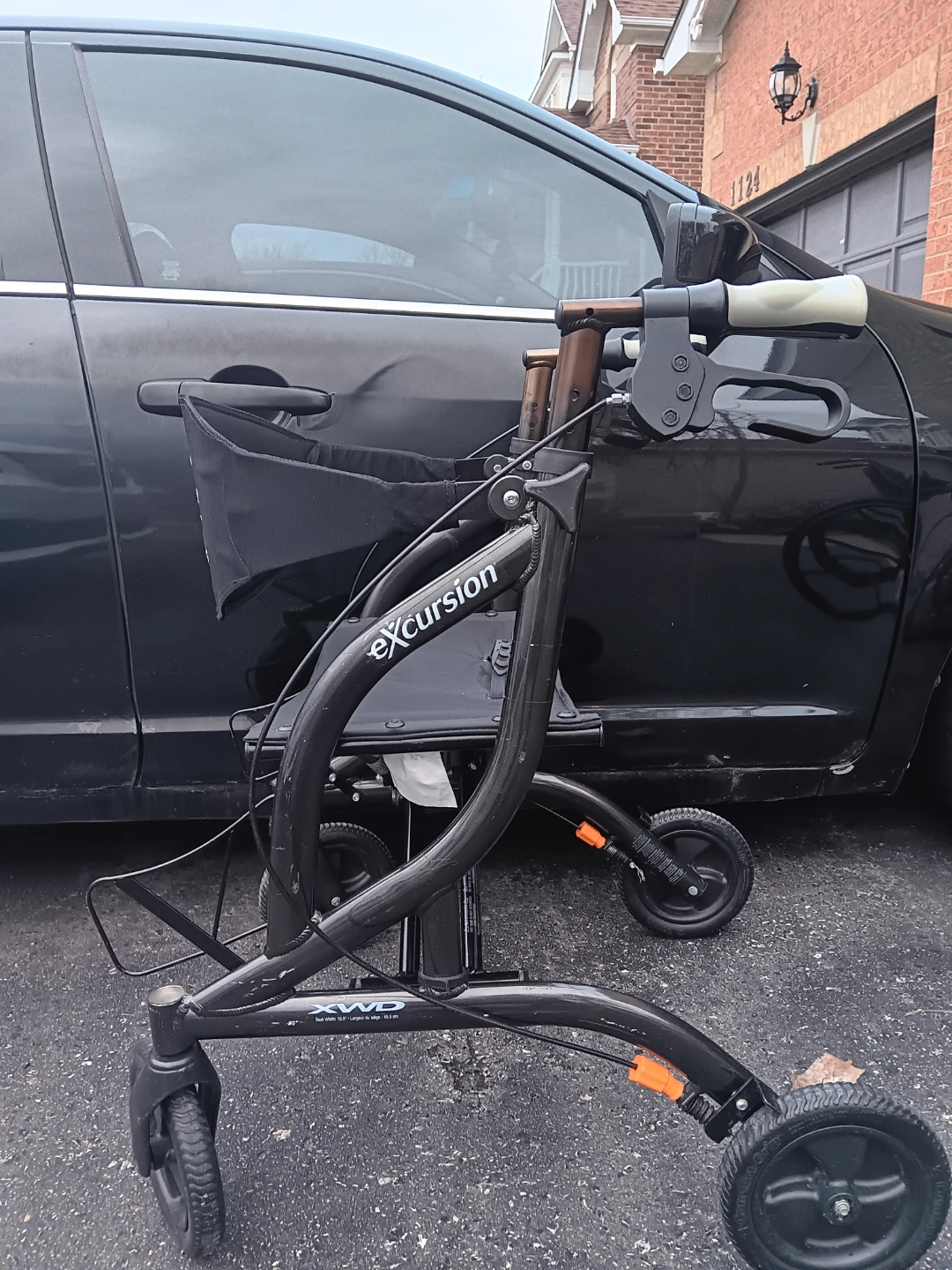 Drive Medical "Excursion" 4-Wheel Rolling Walker