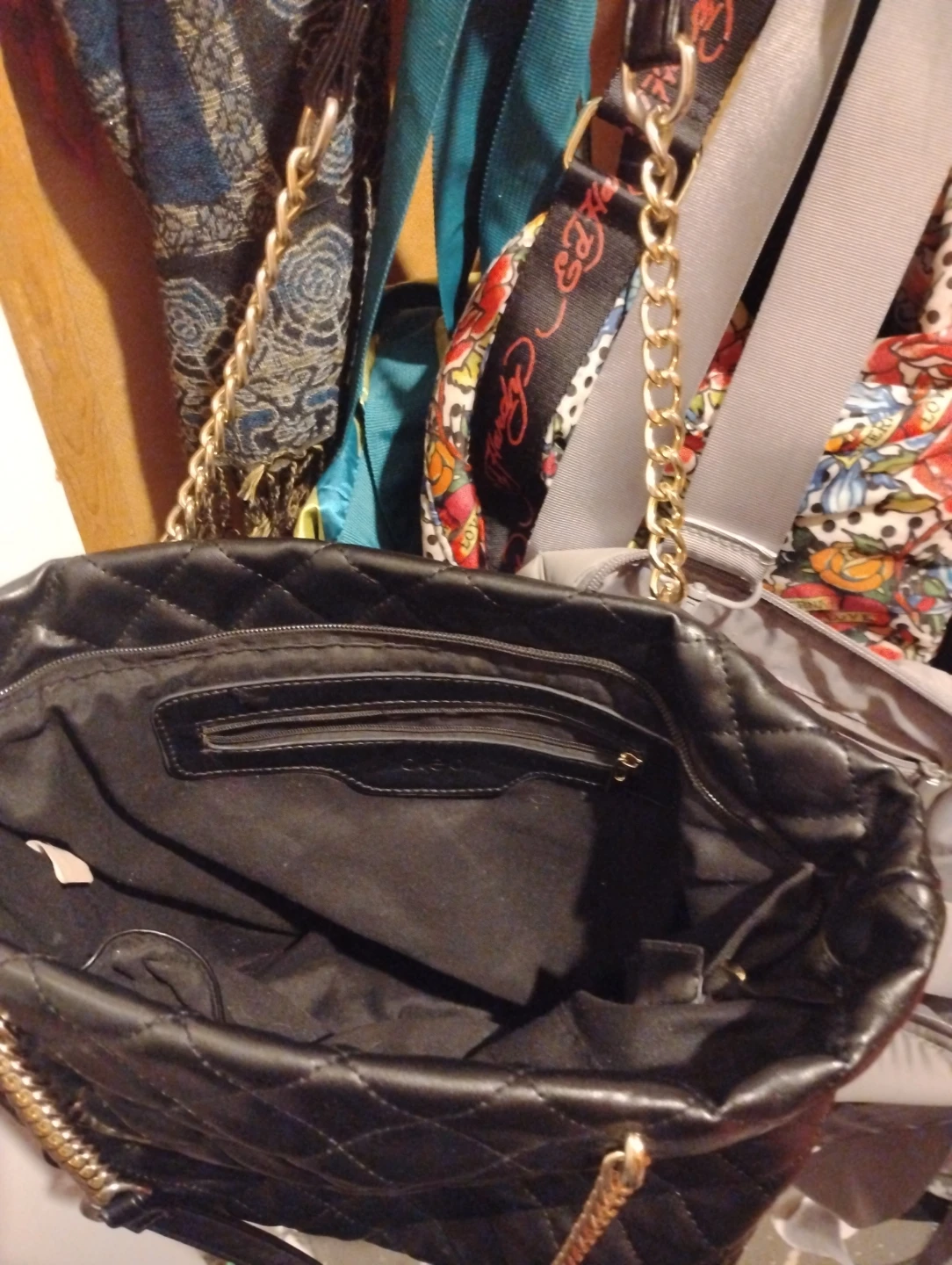 Black Quilted Tote Bag with Gold Chain Straps - photo 2