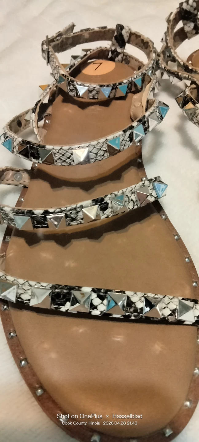 Cushion Aire Studded  sandals 7 - photo 4