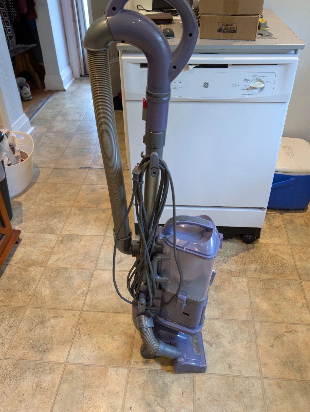 Shark Navigator Lift-Away Vacuum Cleaner - photo 2