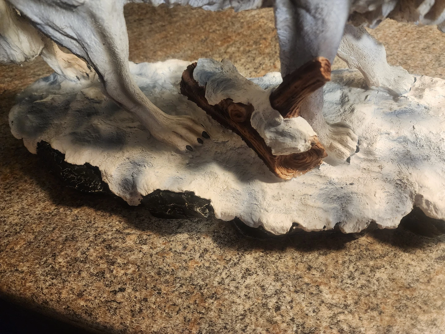 Wolf Figurine on Snowy Base - photo 4