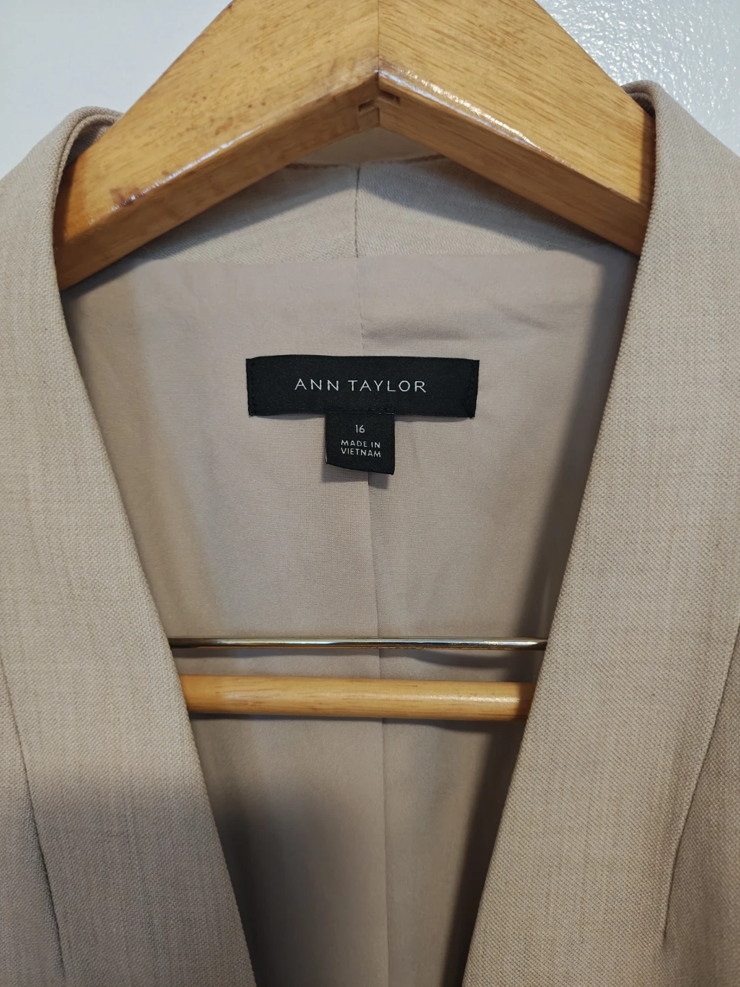 Ann Taylor The Cutaway Blazer - photo 3