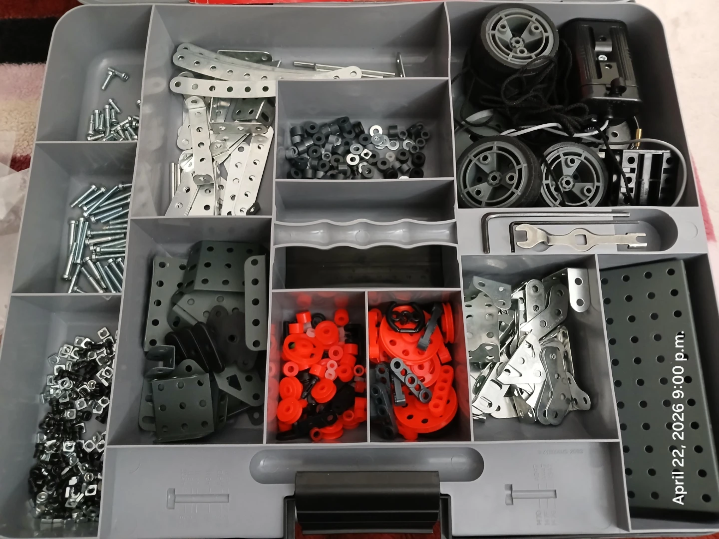 Meccano, Construction 25-in-1 Motorized Building, STEAM Educ Toy - photo 3