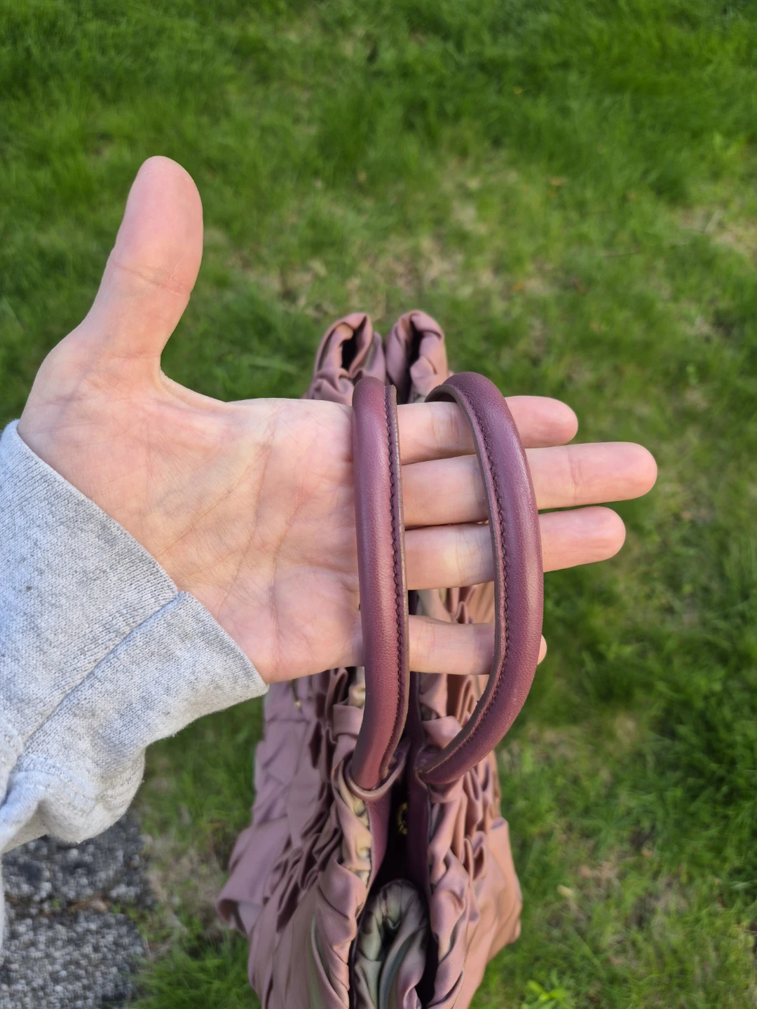Authentic PRADA Tessuto Gaufre Antico Iridescent Handbag 🌱 - photo 5