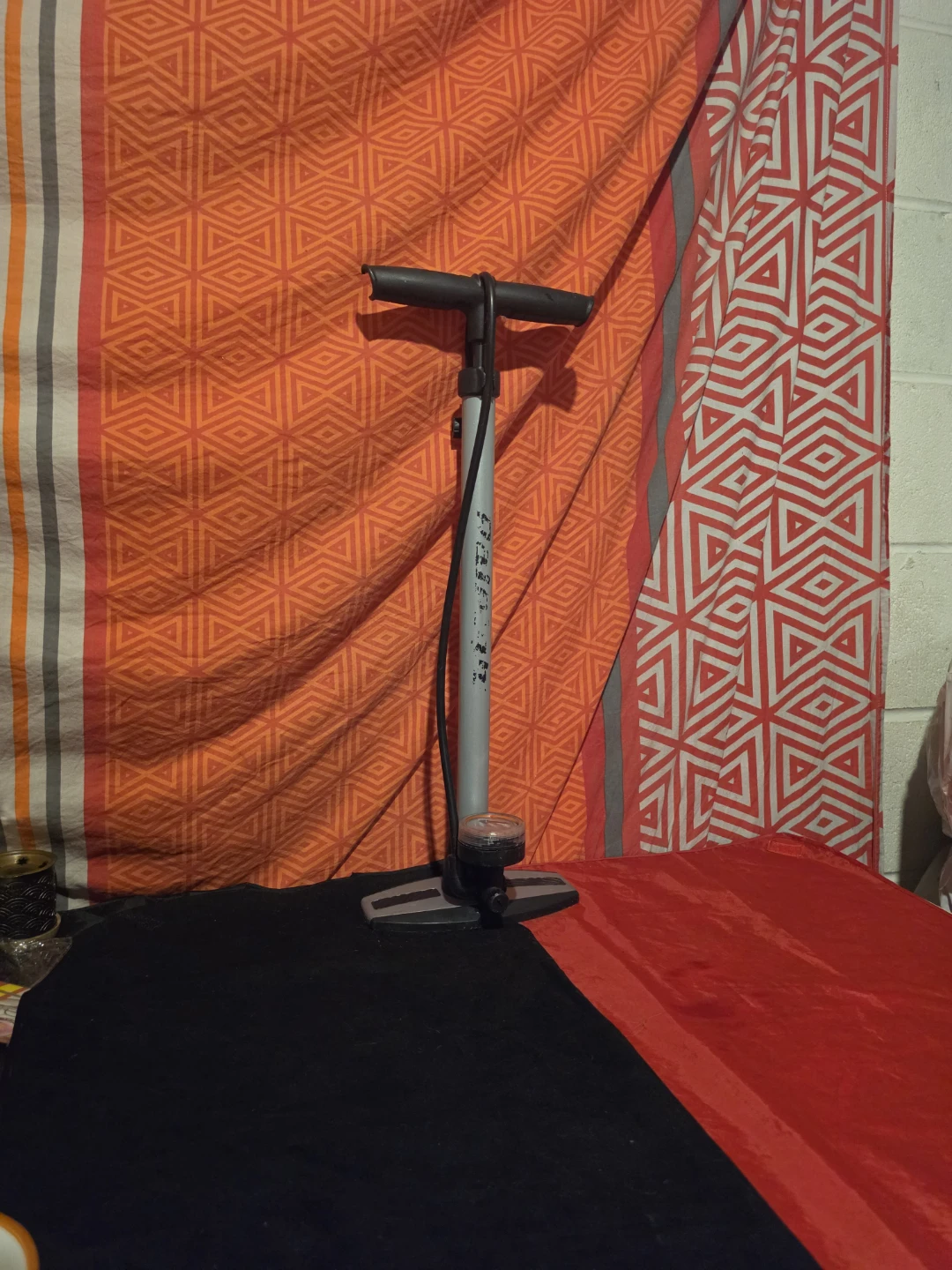 Floor Bicycle Pump with Gauge - photo 2