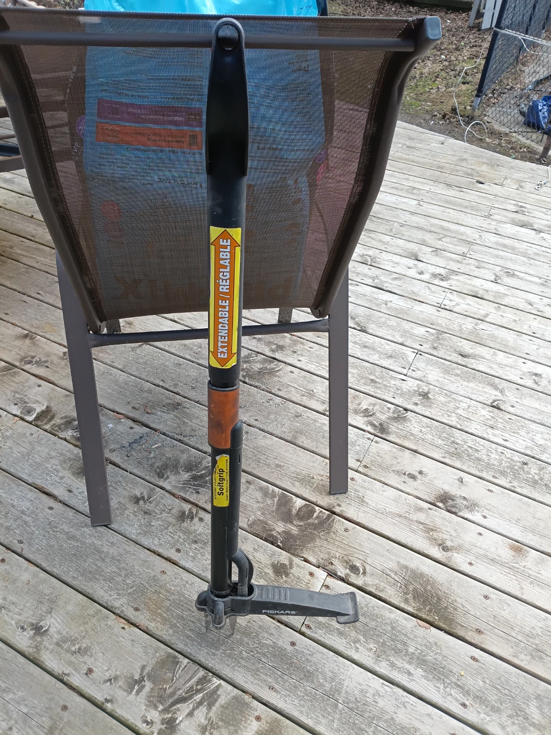 Fiskars Extendable Weeder Tool