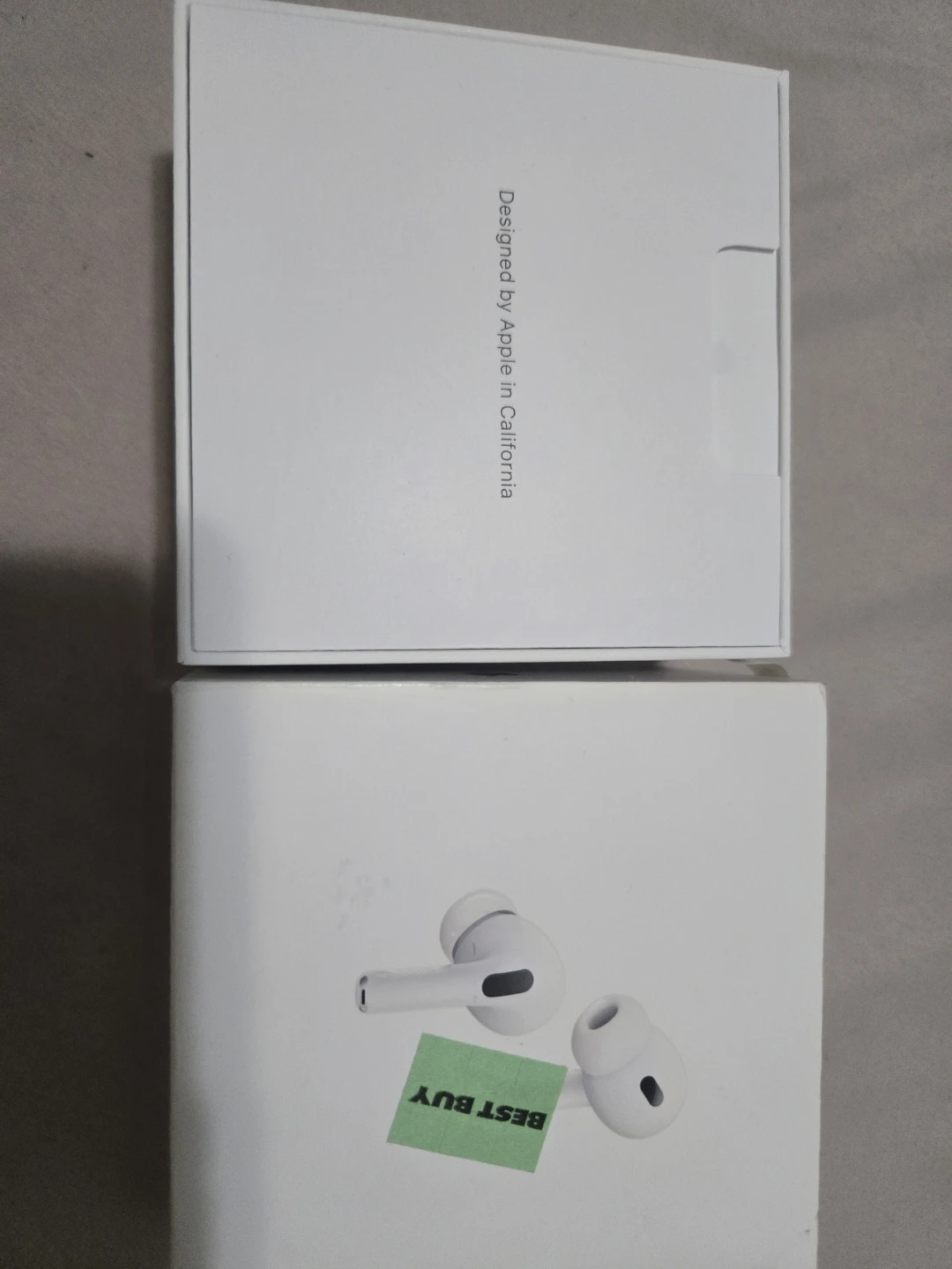 Apple AirPods Pro (2nd generation) with MagSafe Charging Case