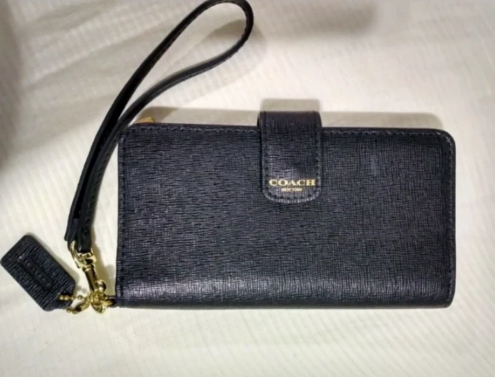 Coach Black Leather Wristlet Wallet