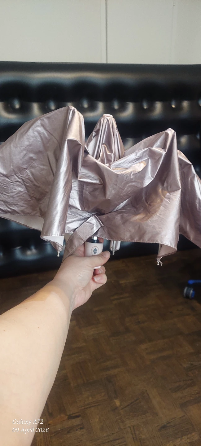 QUO Compact Folding Umbrella