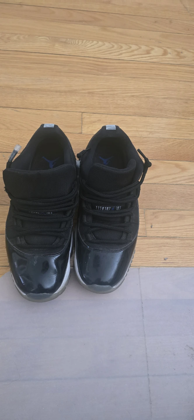 Air Jordan 11 Retro Low