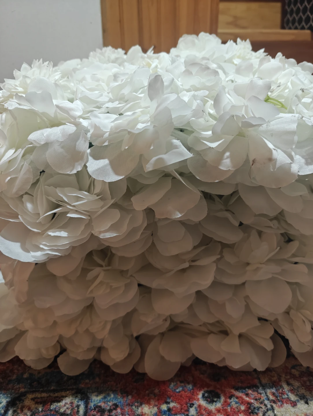 White Artificial Flower Backdrop Wall Decor - 6 Square Pieces - photo 2