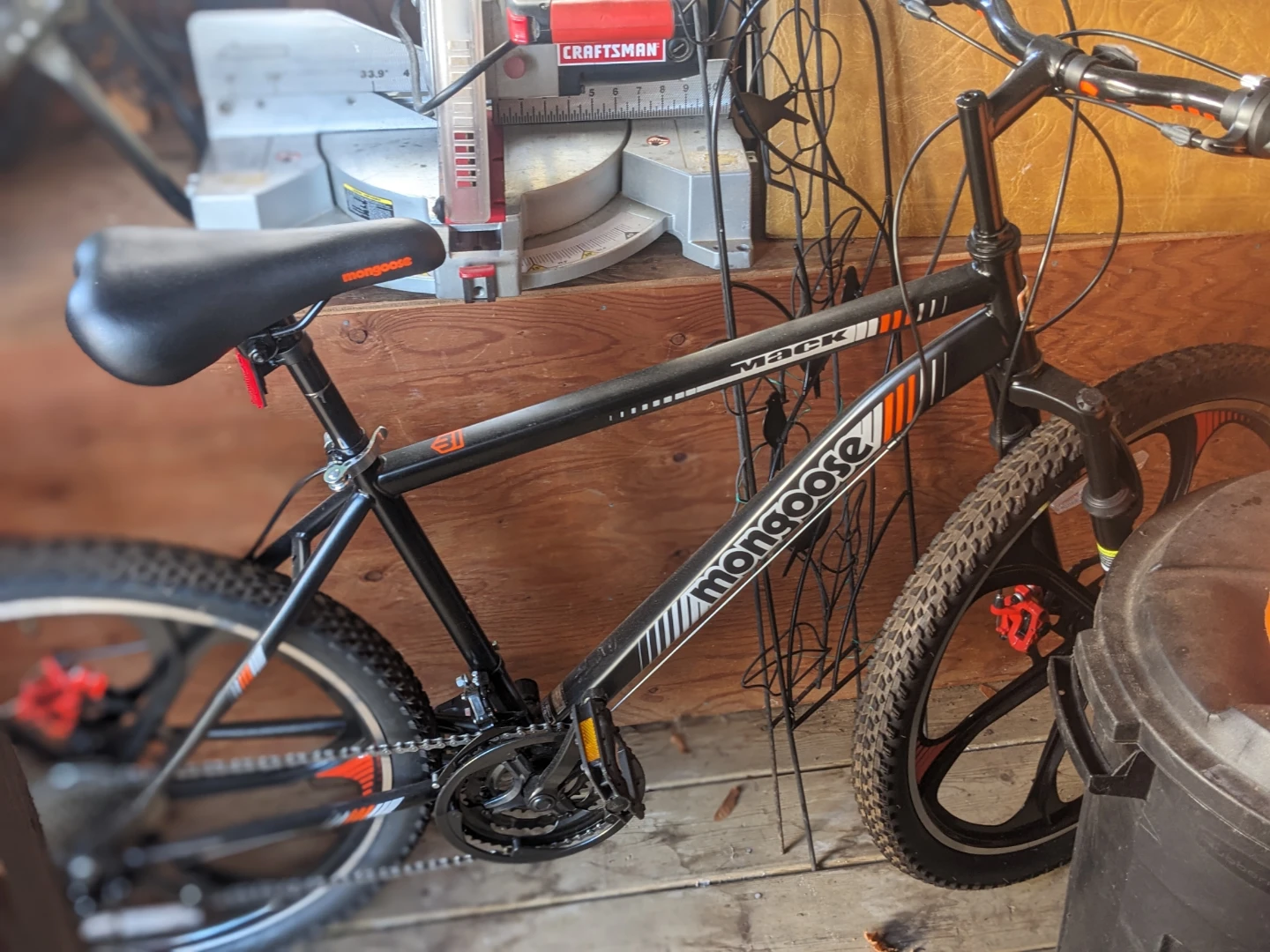 Mongoose Mack Mountain Bike