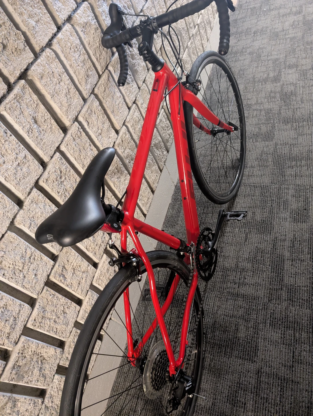 Fuji Sportif 2.3 Road Bike - photo 3