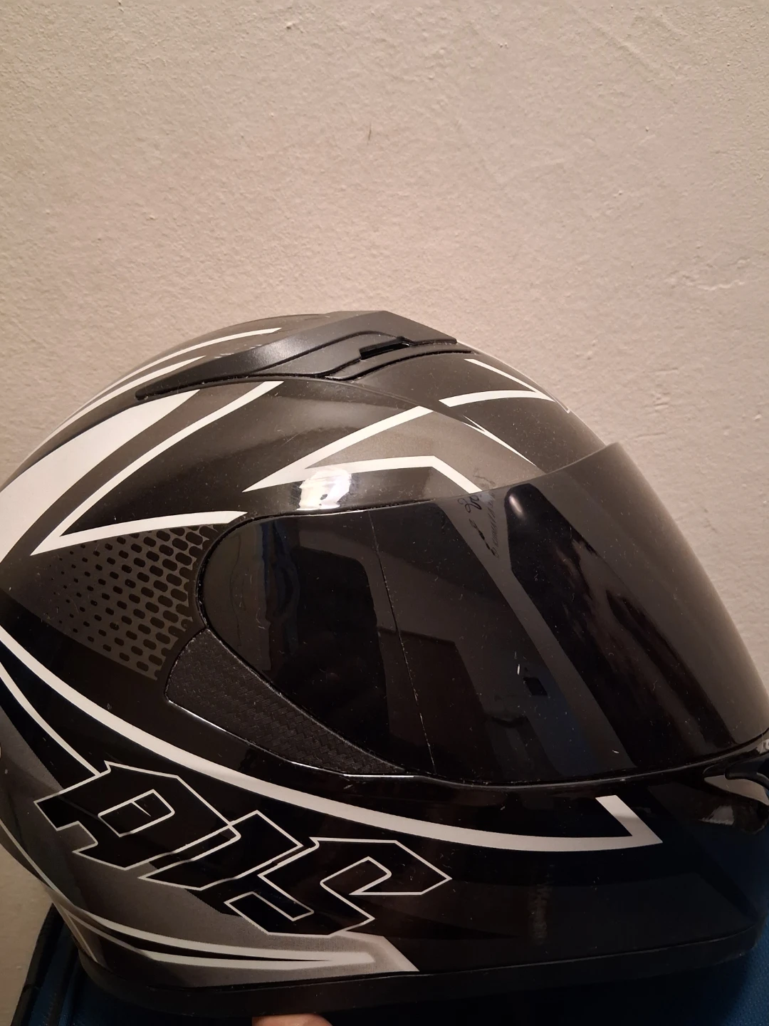 Helmet. - photo 3