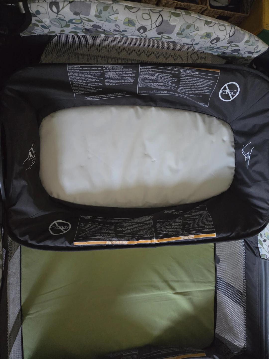 Graco Pack 'n Play Portable Playard - photo 2