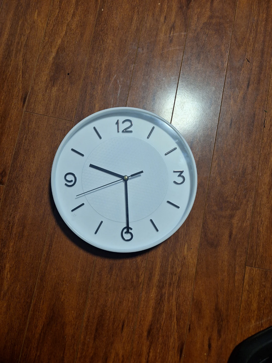 White Wall Clock - photo 2