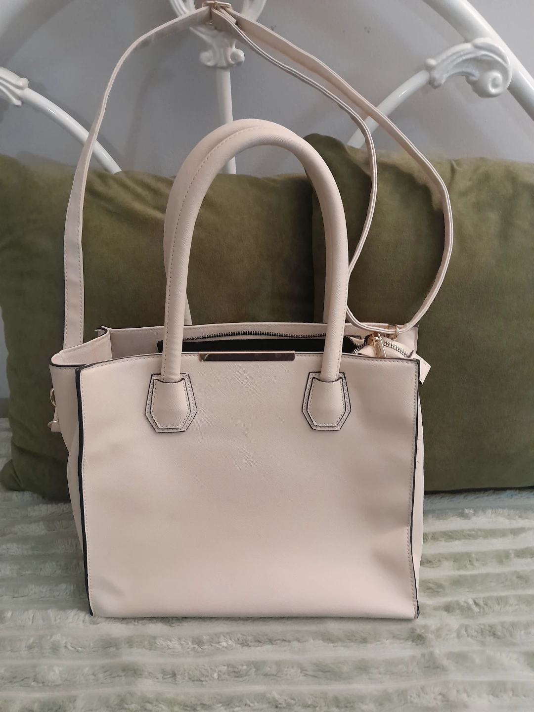 Beige Ardene bag