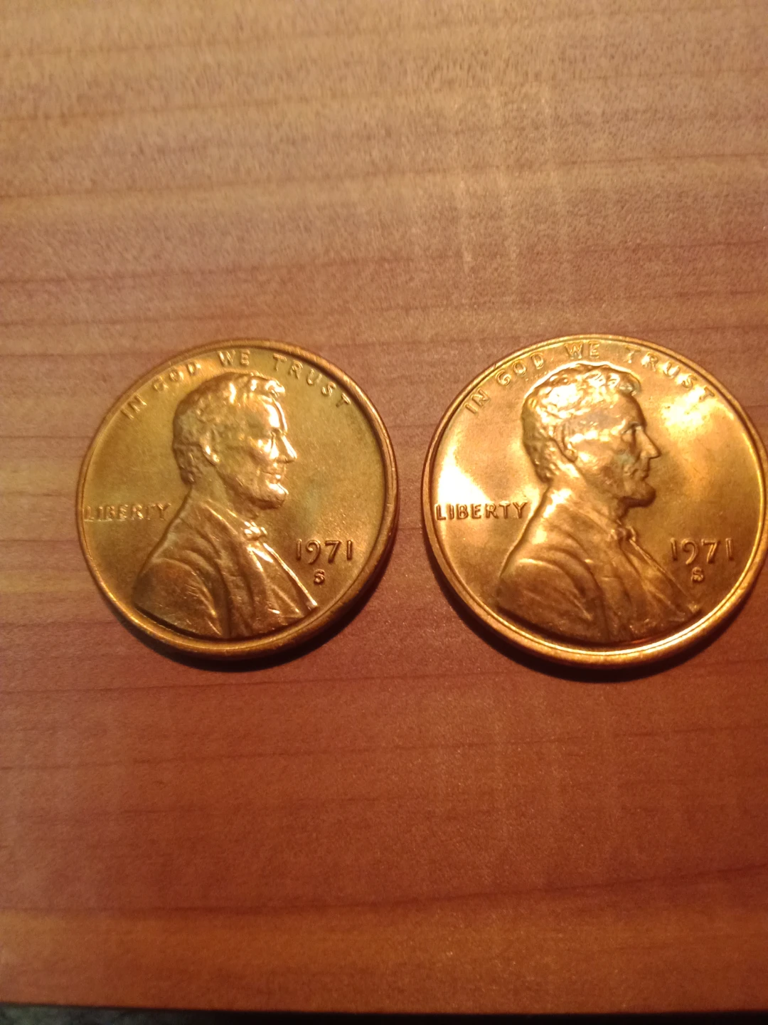 Two 1971s DDO mint pennies.
