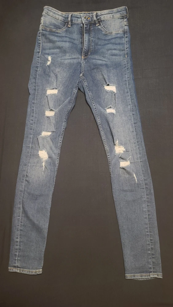 Divided by H&M Blue Ripped Skinny Jeans Size 8