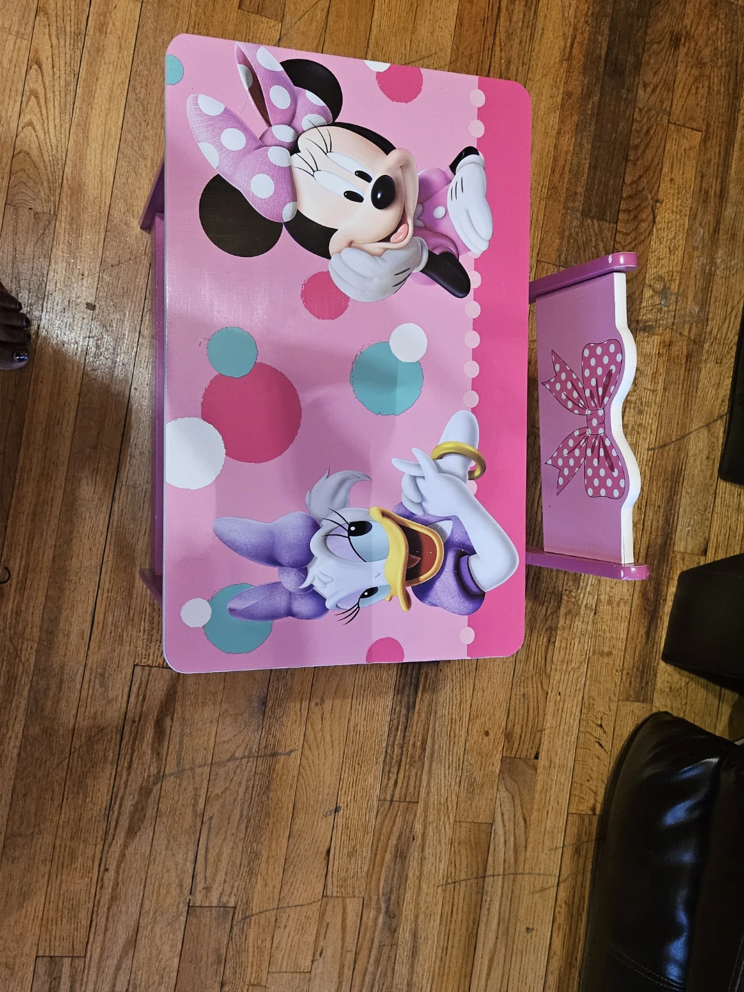 Disney Minnie Mouse & Daisy Duck Kids Desk and Chair Set - photo 3
