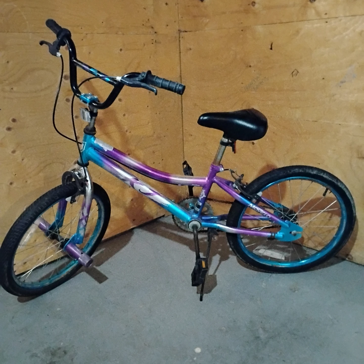 Girls BMX bike