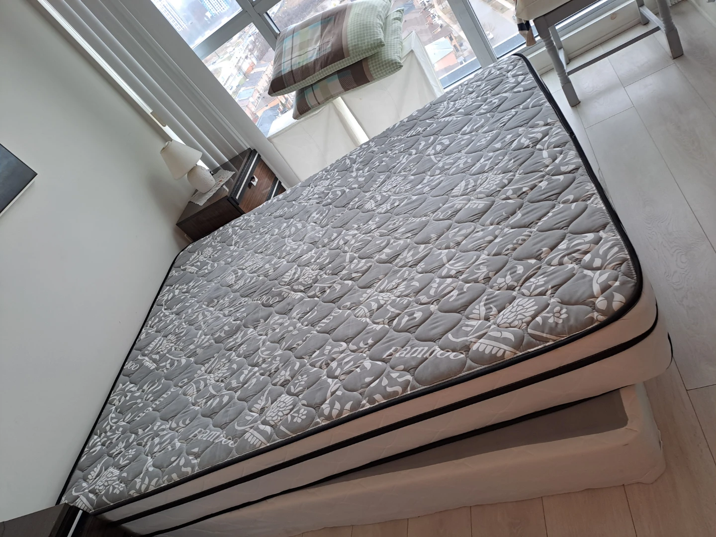 Mattress  and the box spring - photo 2