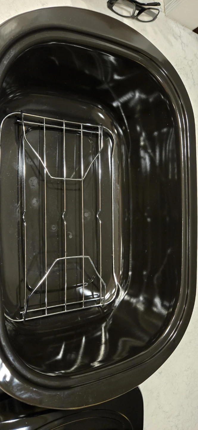 Oster 20-Quart Stainless Steel Roaster Oven with High Dome Lid - photo 3