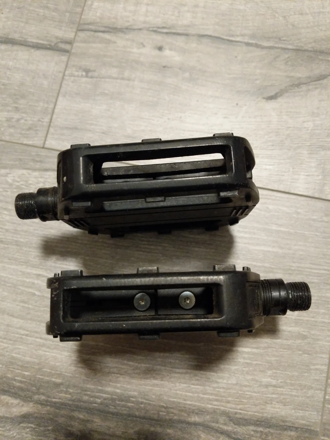 Red shift mountain biking pedals - photo 2