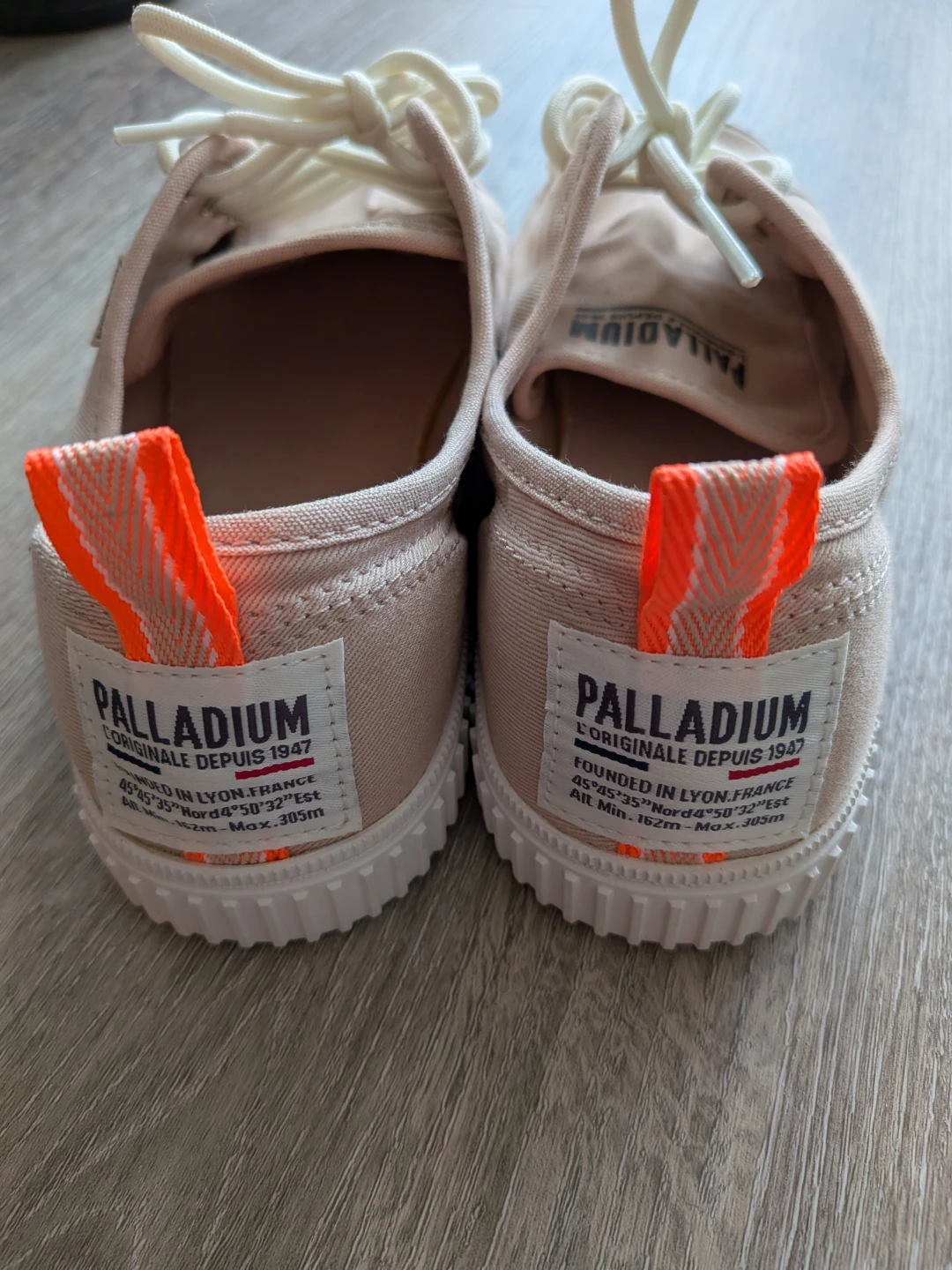 Brand New Palladium Canvas Sneakers - Pink - photo 3