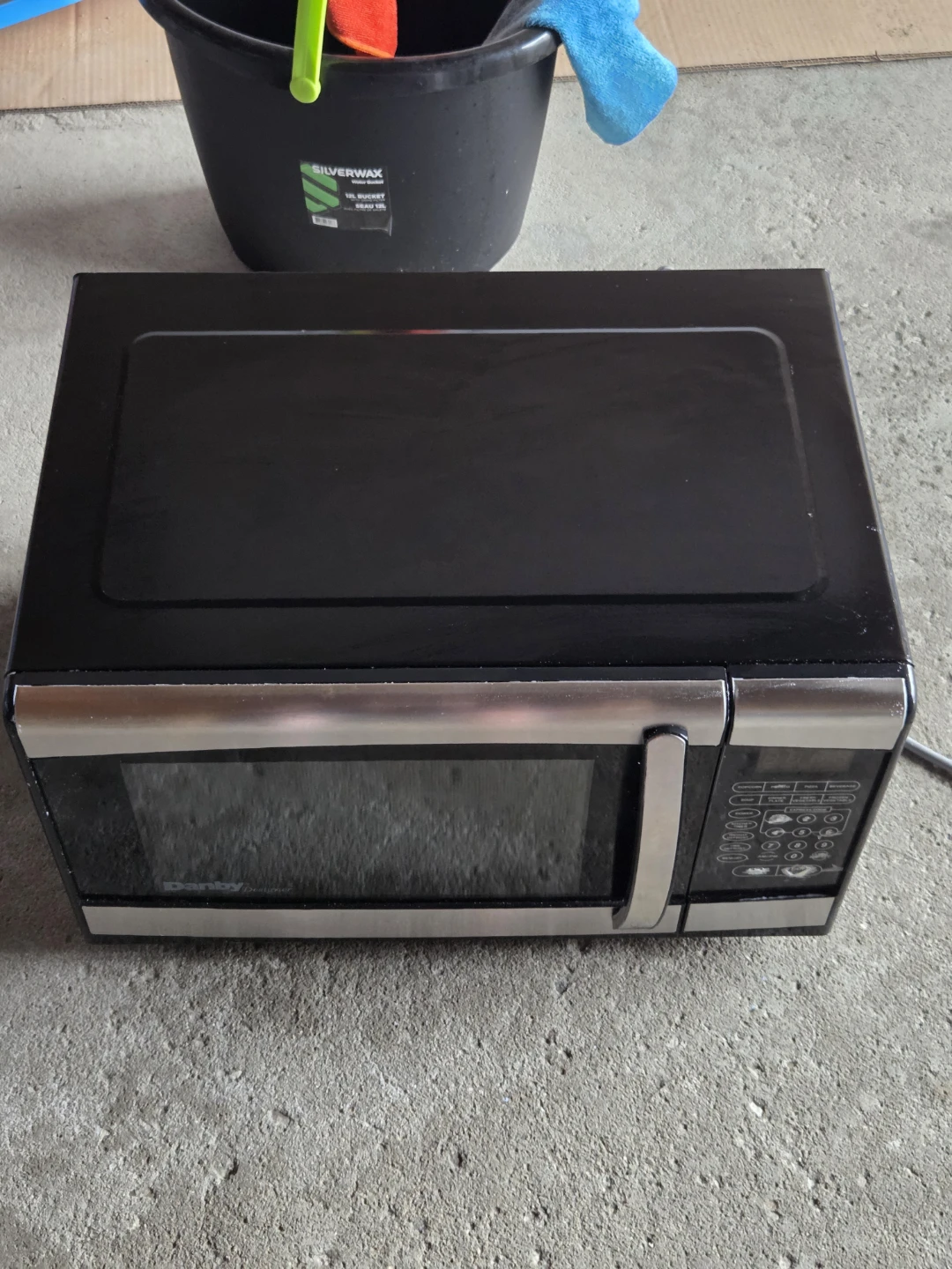 Danby microwave