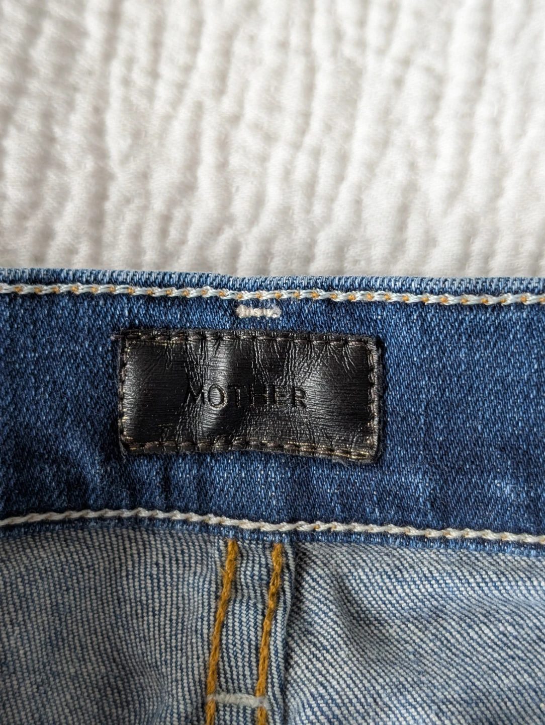 MOTHER Insider Crop Step Fray Jeans - photo 2