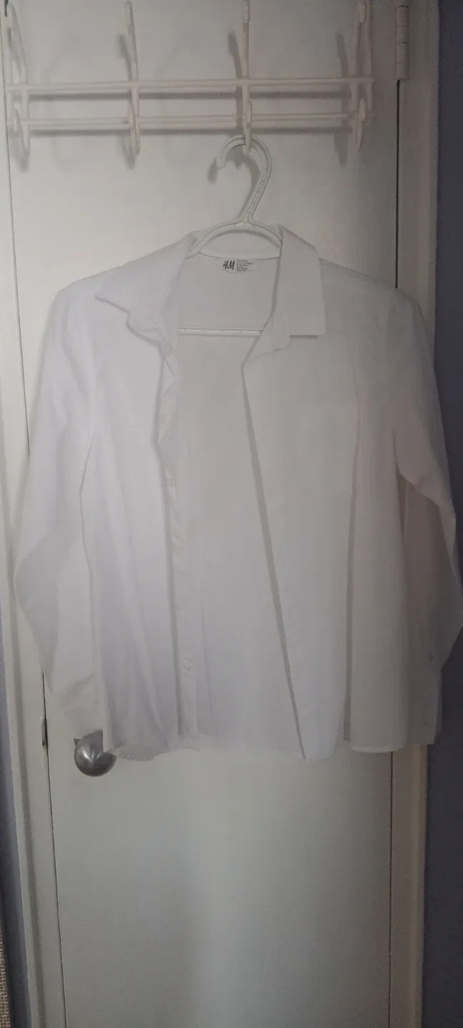 H&M White Button-Up Shirt - Size EUR 158 / US 16