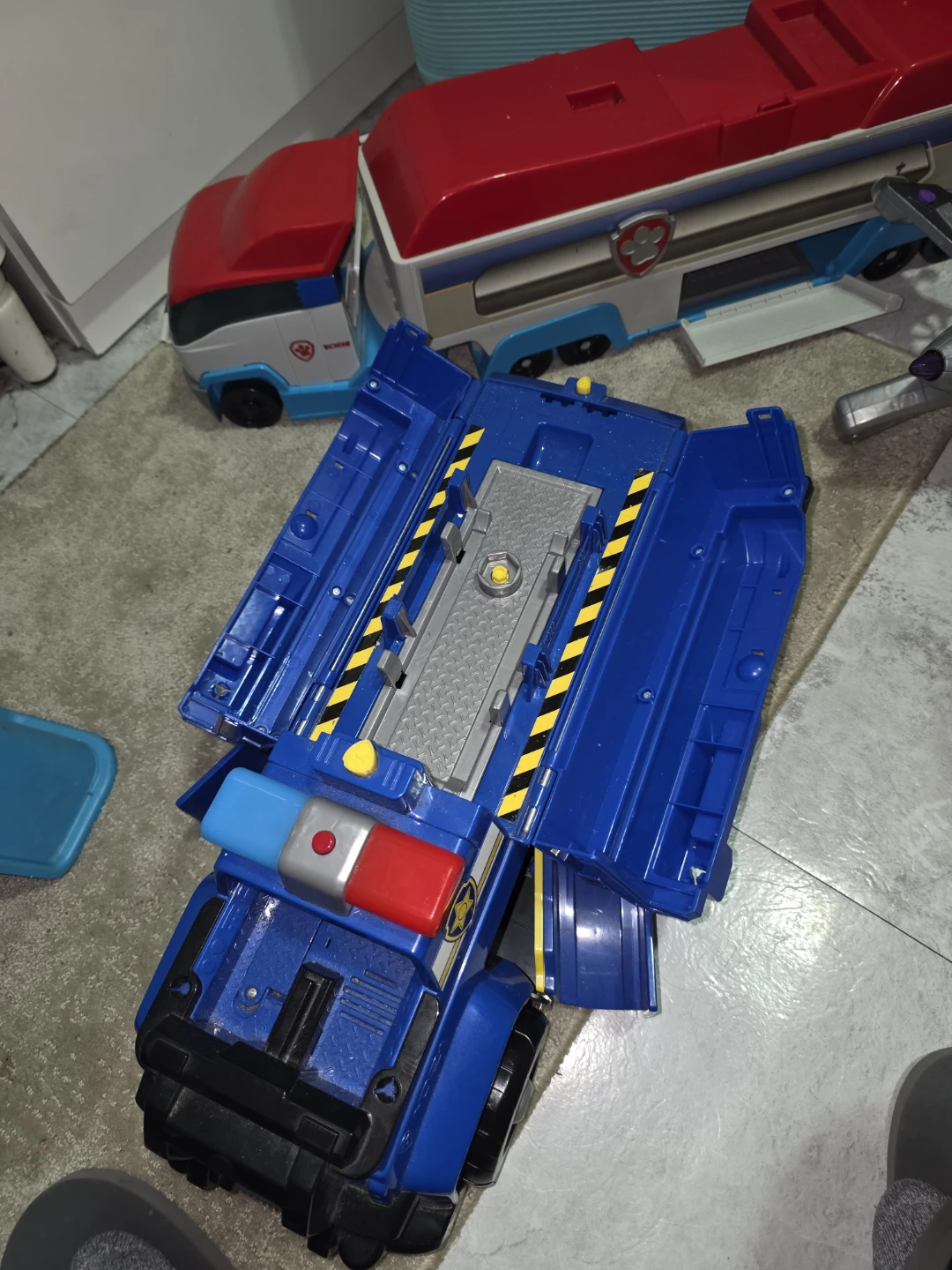 Paw Patrol Chase's Police Cruiser Transforming Vehicle - photo 3