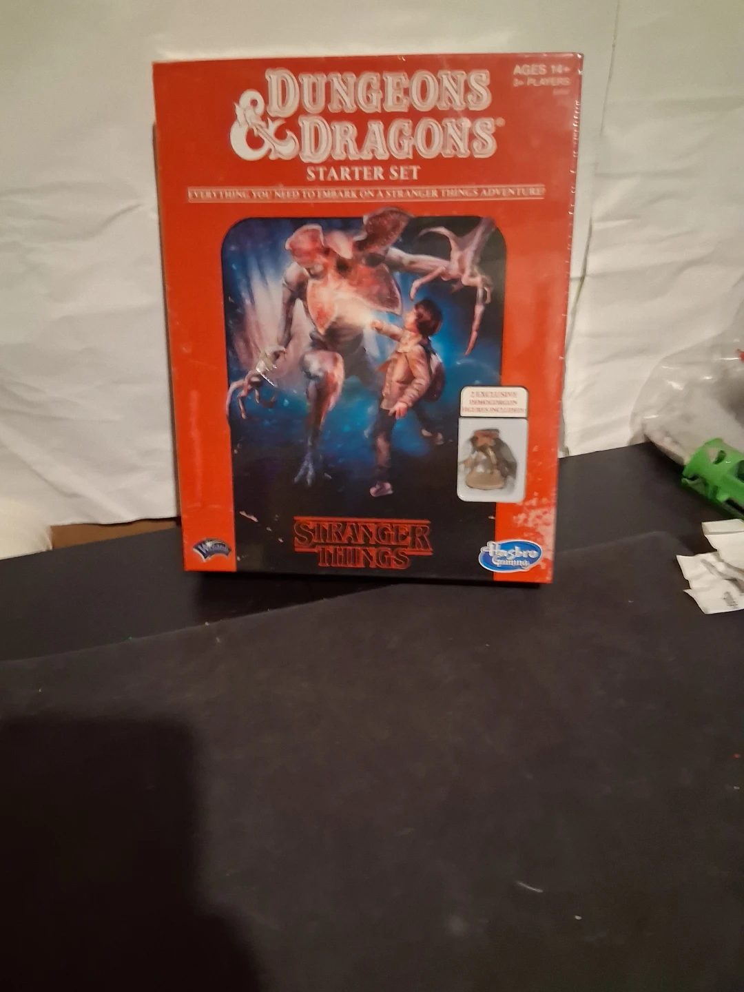 Dungeons & Dragons Stranger Things Starter Set Board Game - photo 3
