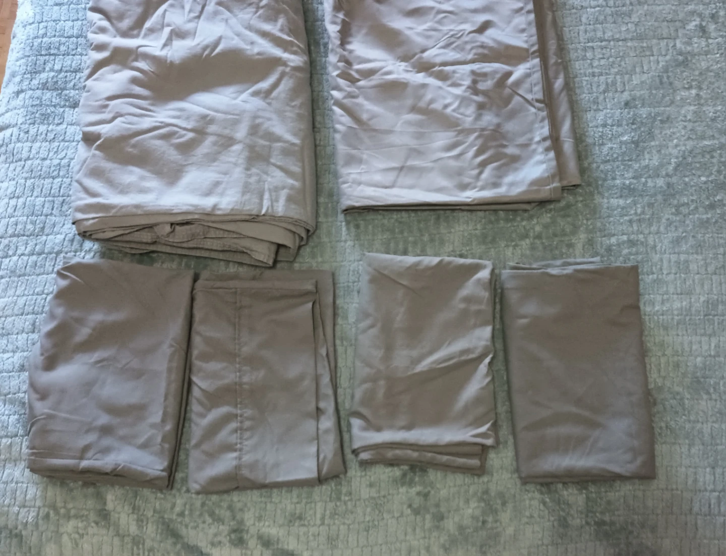 Queen Size Grey Sheet Set
