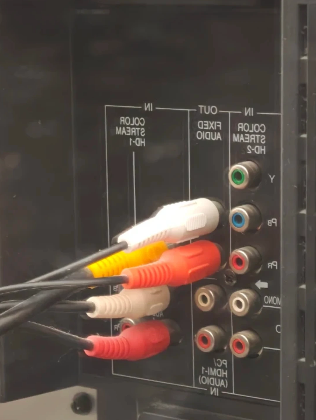 Toshiba Television 41" - photo 2