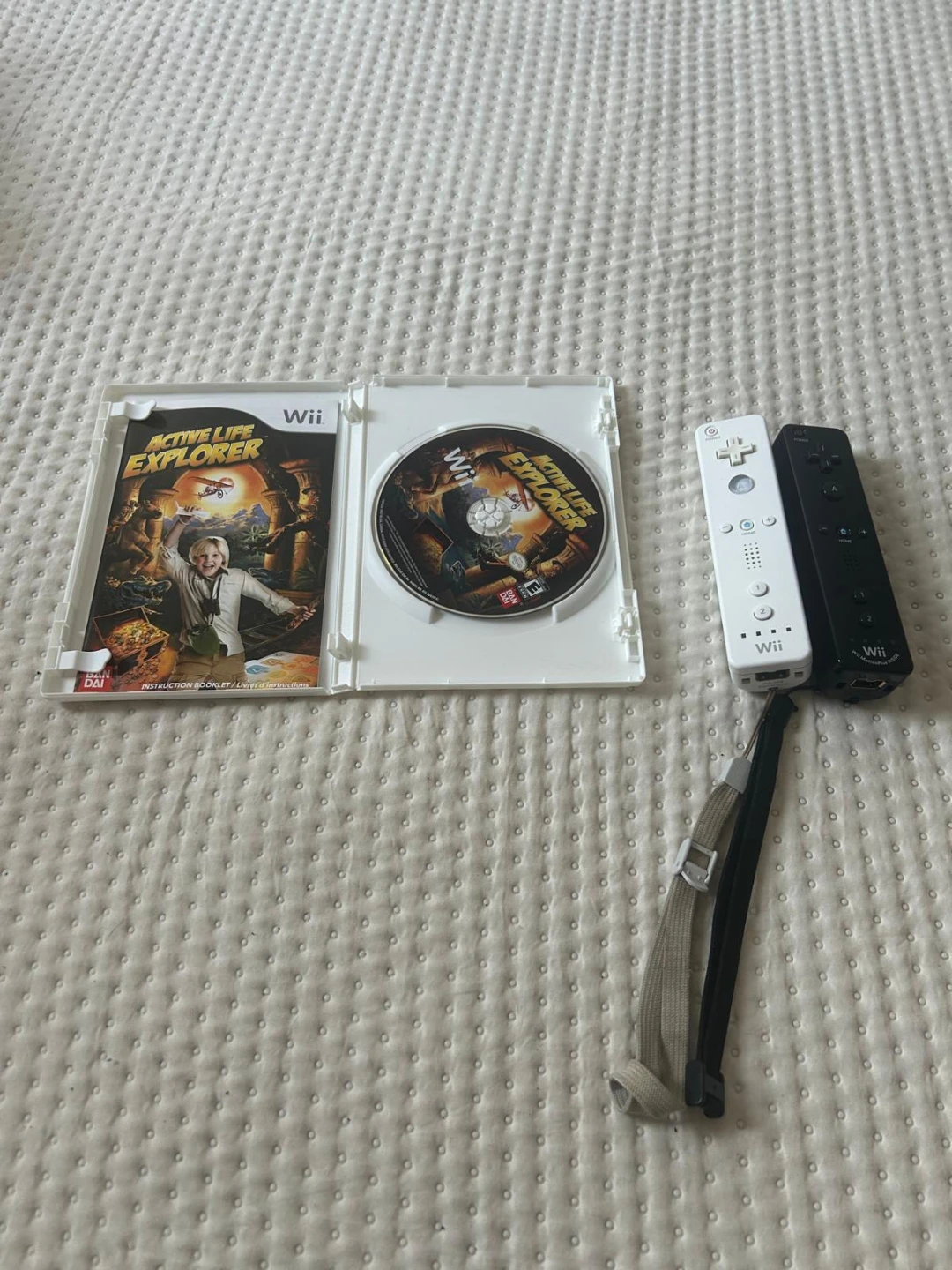 Nintendo Wii Console with Games and Dance Pad - photo 2