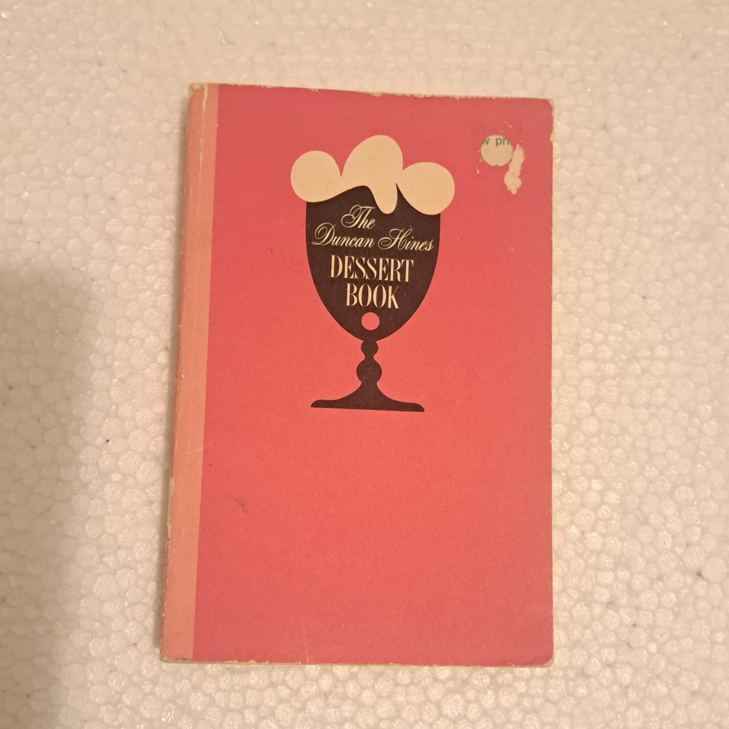 Vintage Duncan Hines Dessert Book 1966
