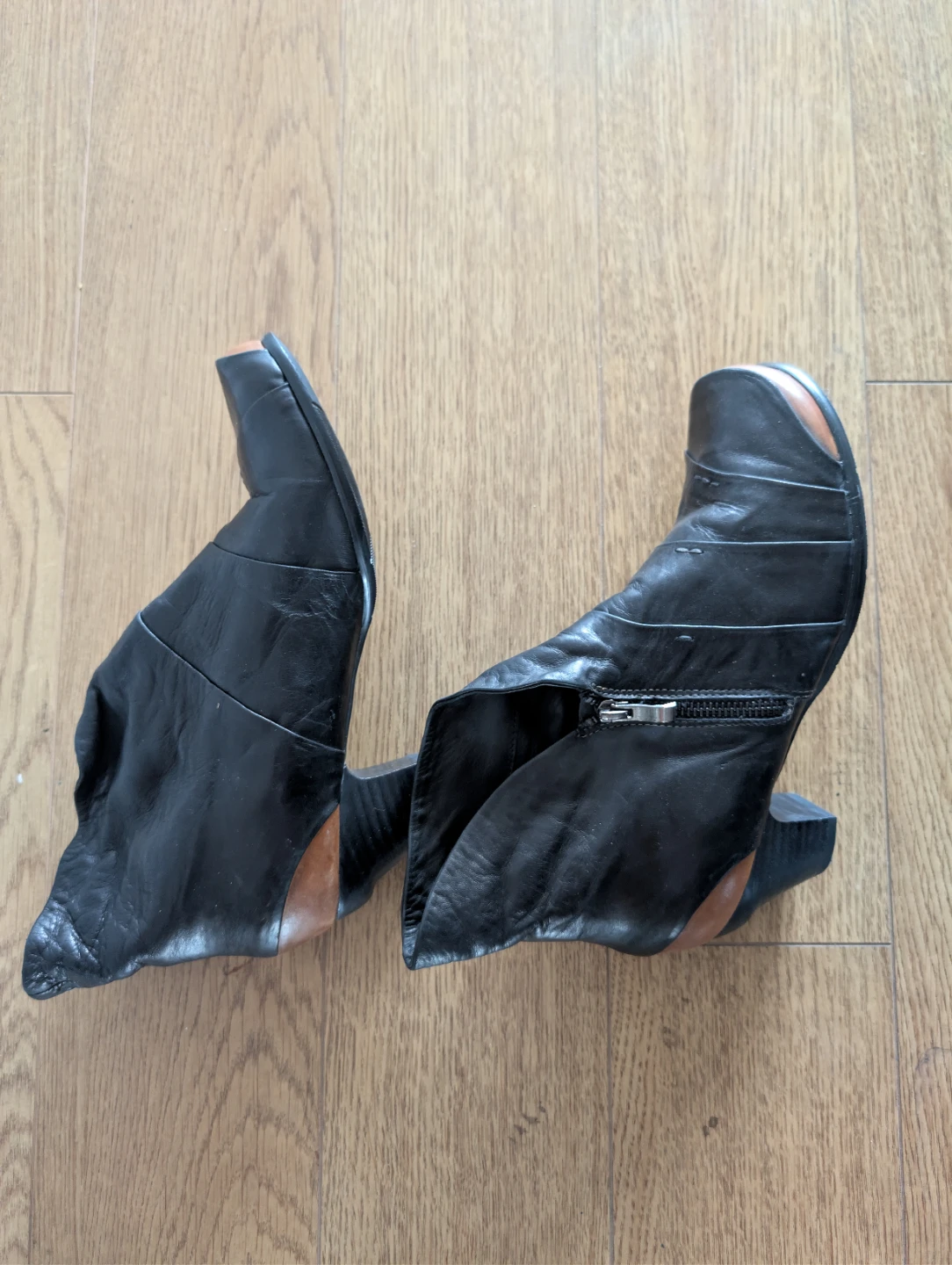 Black Leather Ankle Boots - photo 2
