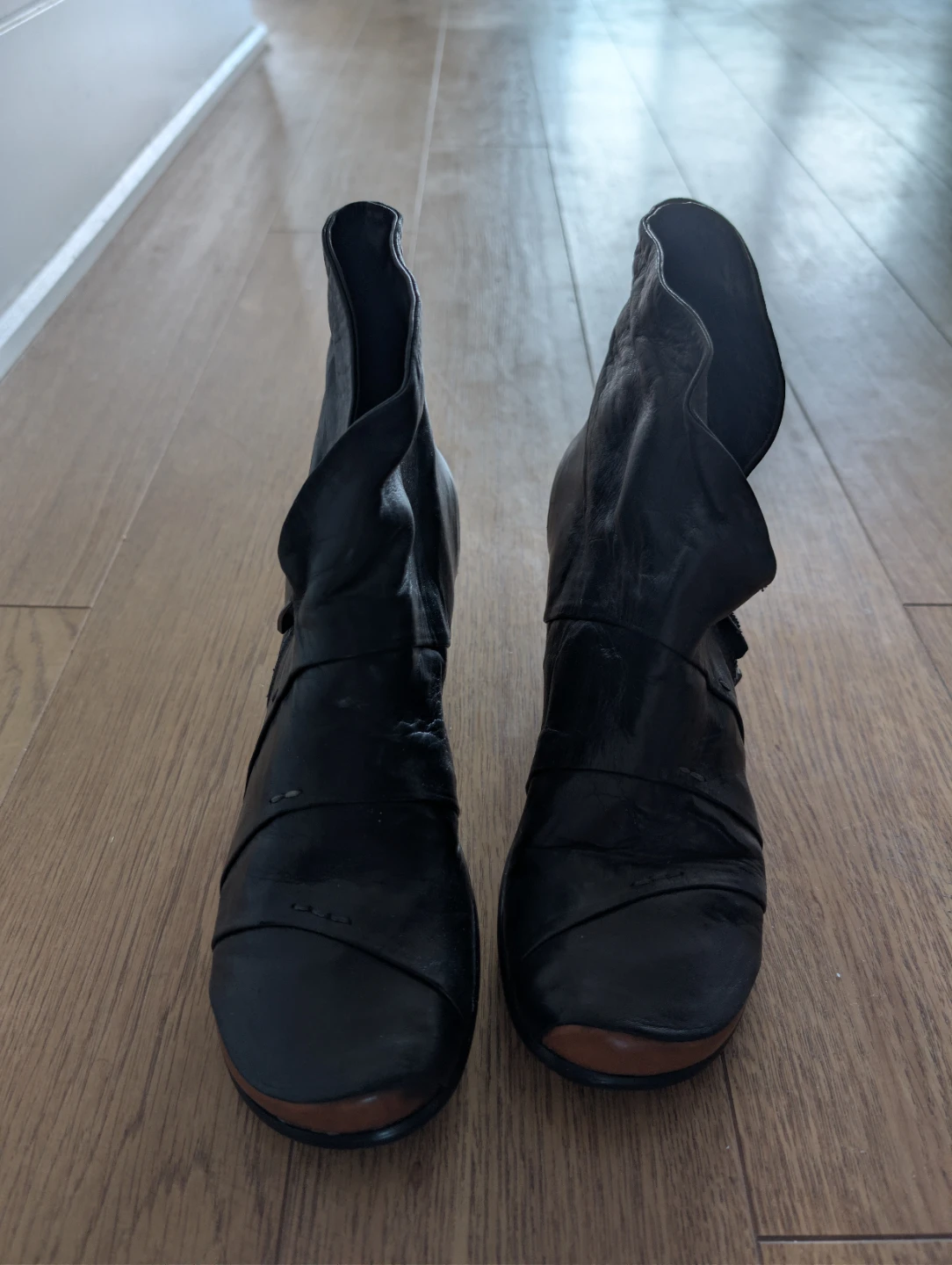 Black Leather Ankle Boots - photo 5