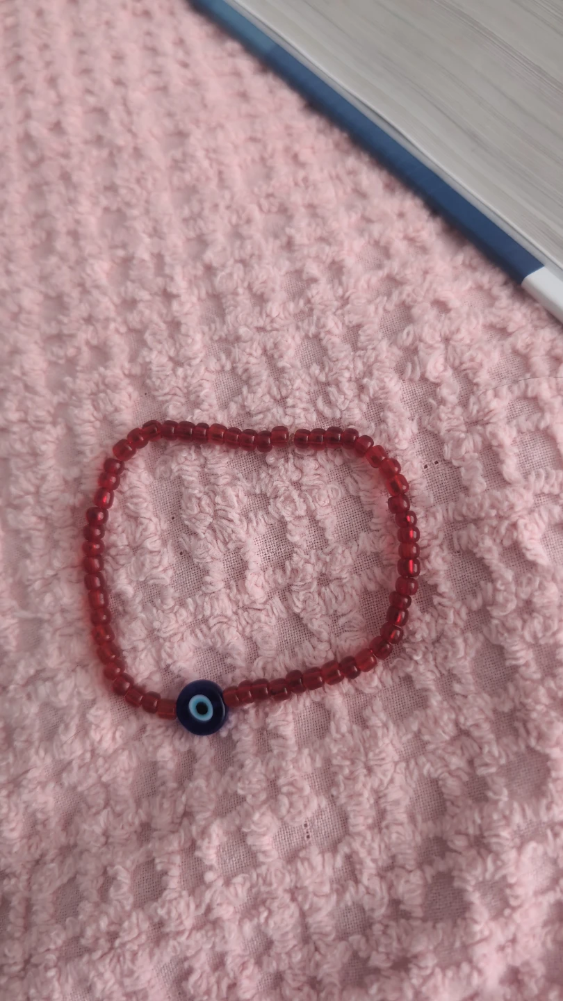 Red Beaded Evil Eye Bracelet