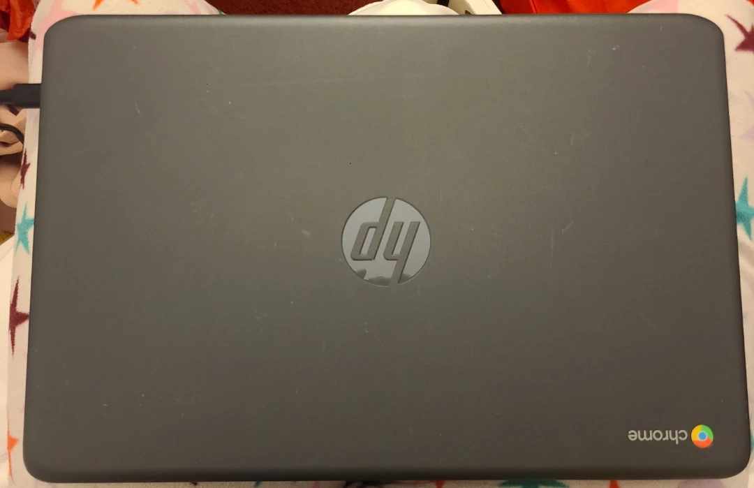 HP Chromebook Laptop - photo 2
