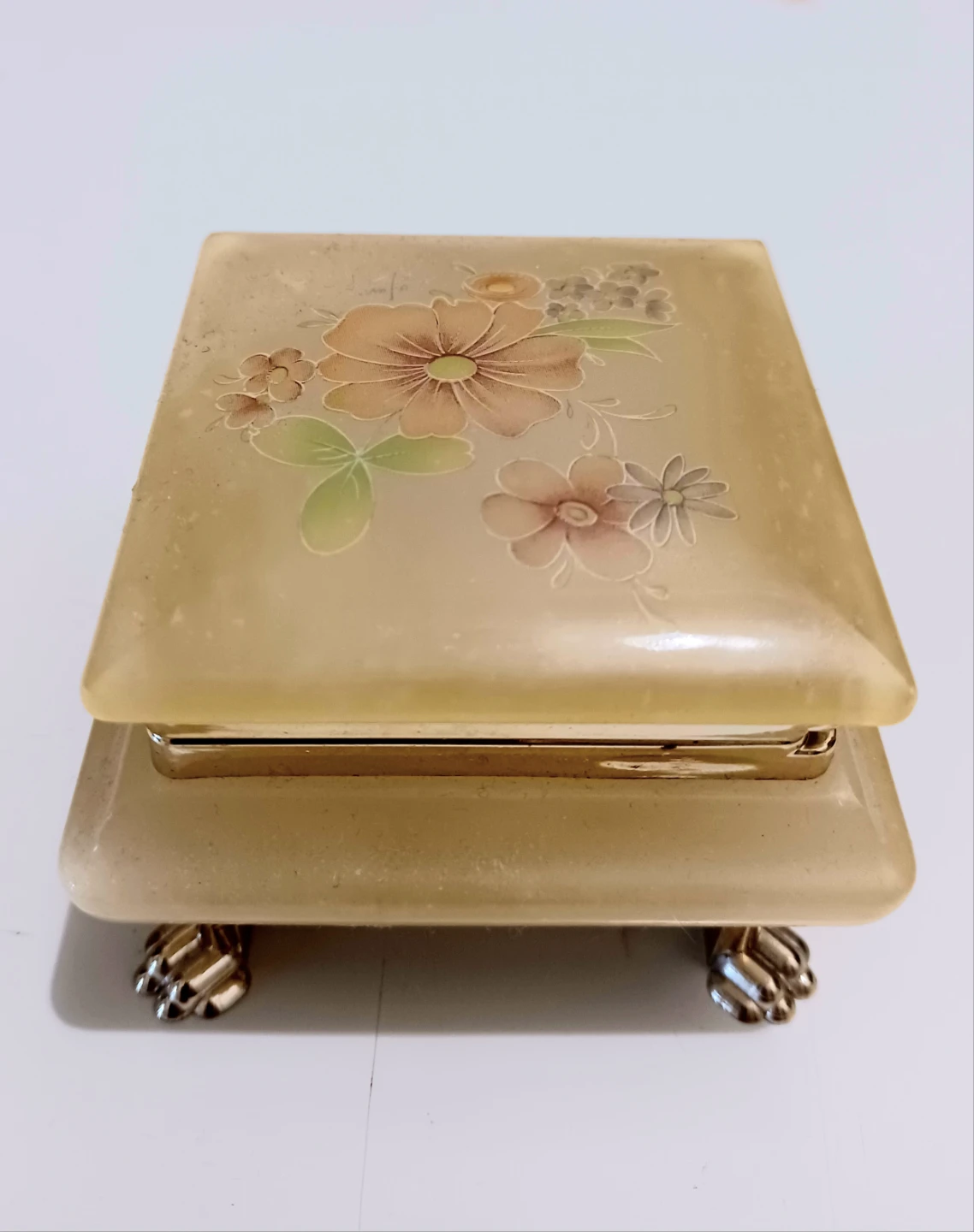 Unique Mid Century Hand Carved Italian Alabaster Box