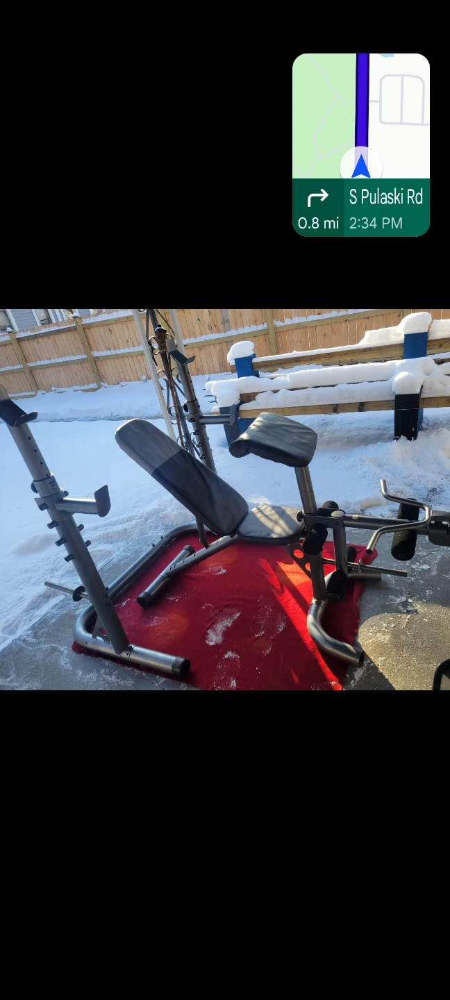 GOLD'S GYM SQUAT RACK AND BENCH COMBO  ADJUSTABLE RACK - photo 5