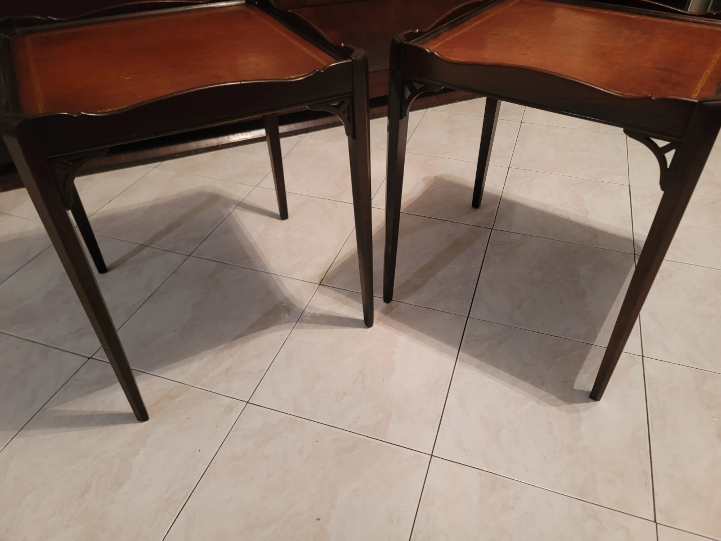Set of 2 Vintage Wood  Side Tables - photo 2