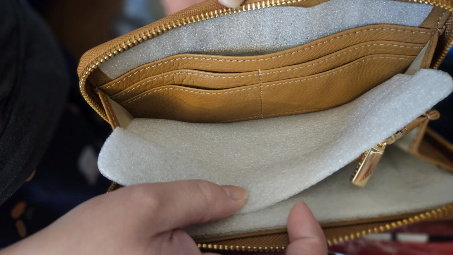 Genuine Tory Burch Brown Leather Zip Around Wallet - photo 3