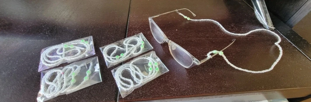 4 Pack Beaded Glasses Chains