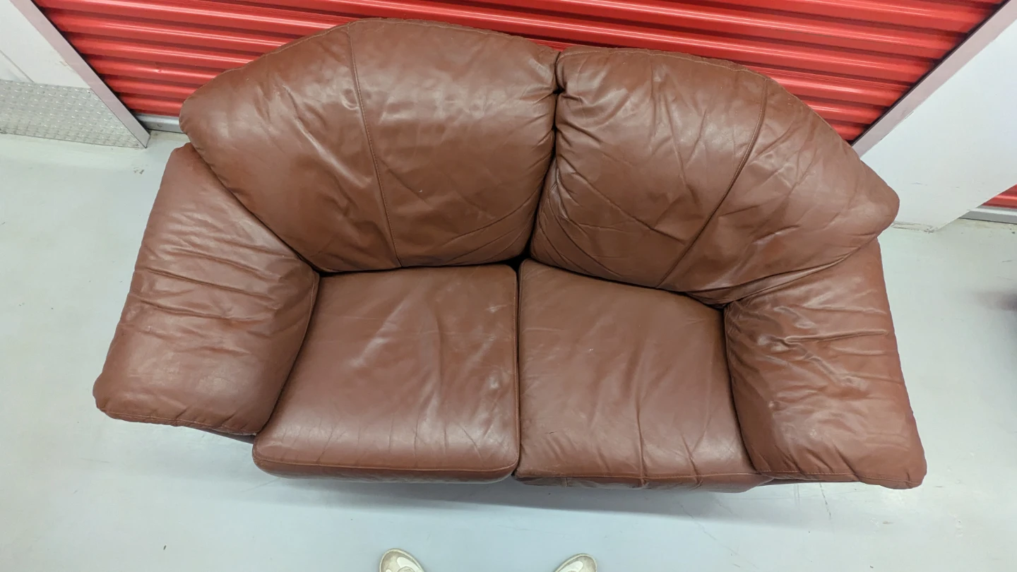 Free Delivery - High Quality Cognac Leather Couch - photo 2