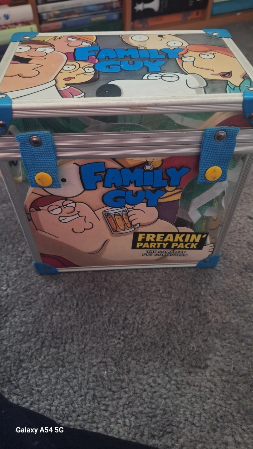 Family Guy Freakin' Party Pack Collectible Tin - photo 3